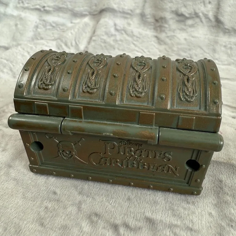 Lot Of 9 Disney Pirates Of The Caribbean Pins McDonalds Toys Tattoos Keychain - Picture 9 of 14